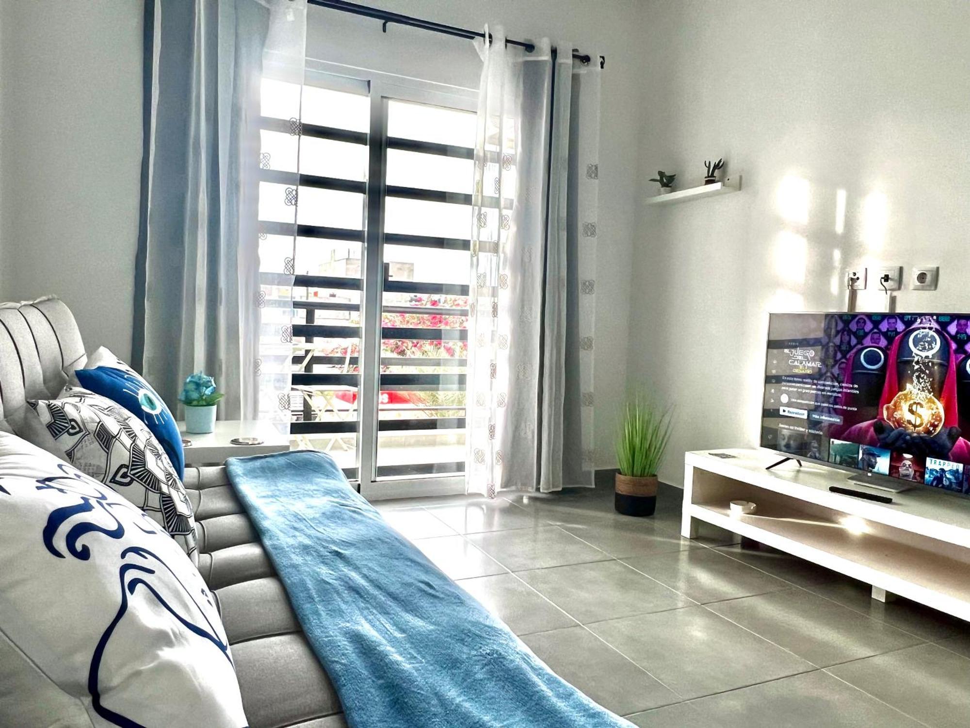 Animos! Apartments - 10 Modern Apartments Near The City & Beach, Perfect For Nomads, Travellers, Families, Watersports! Santa Maria Kültér fotó