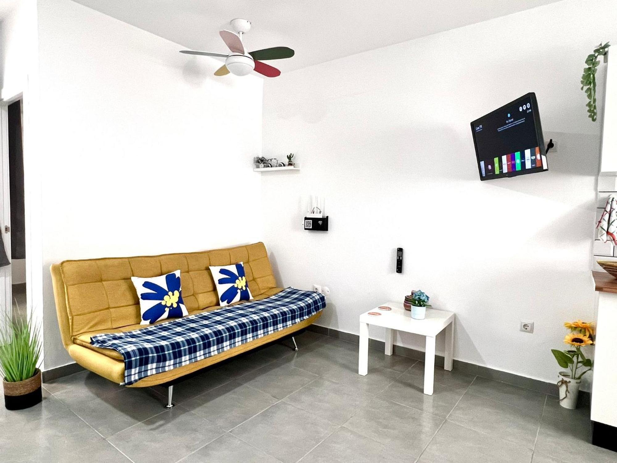 Animos! Apartments - 10 Modern Apartments Near The City & Beach, Perfect For Nomads, Travellers, Families, Watersports! Santa Maria Kültér fotó