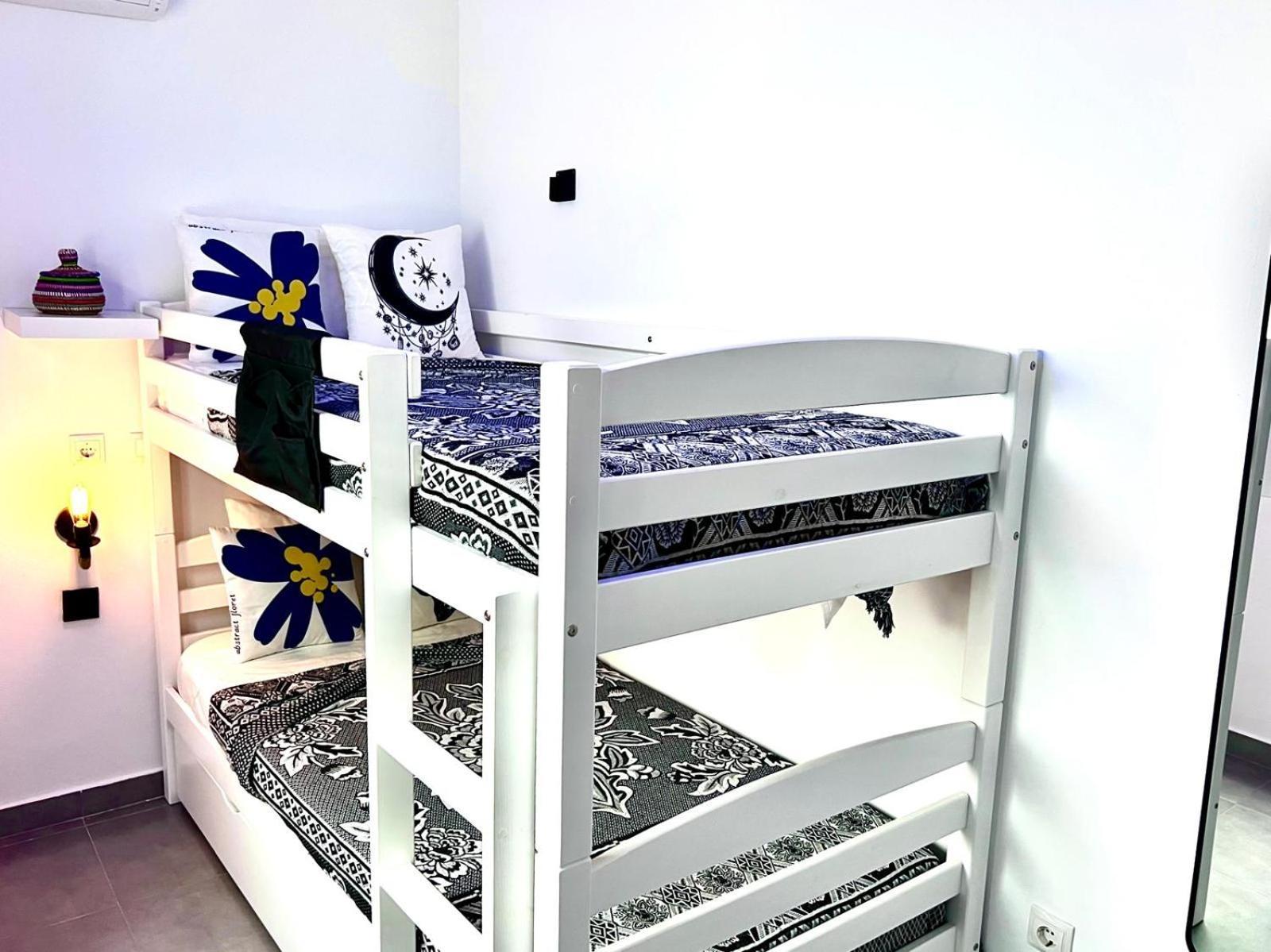 Animos! Apartments - 10 Modern Apartments Near The City & Beach, Perfect For Nomads, Travellers, Families, Watersports! Santa Maria Kültér fotó